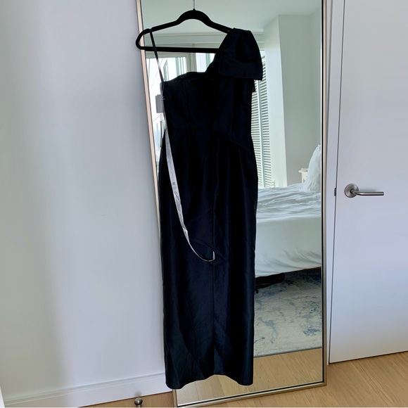 Alfred Sung Bow One-Shoulder Satin Twill Column Dress D861 Black NWT Size 6 - Picture 4 of 7